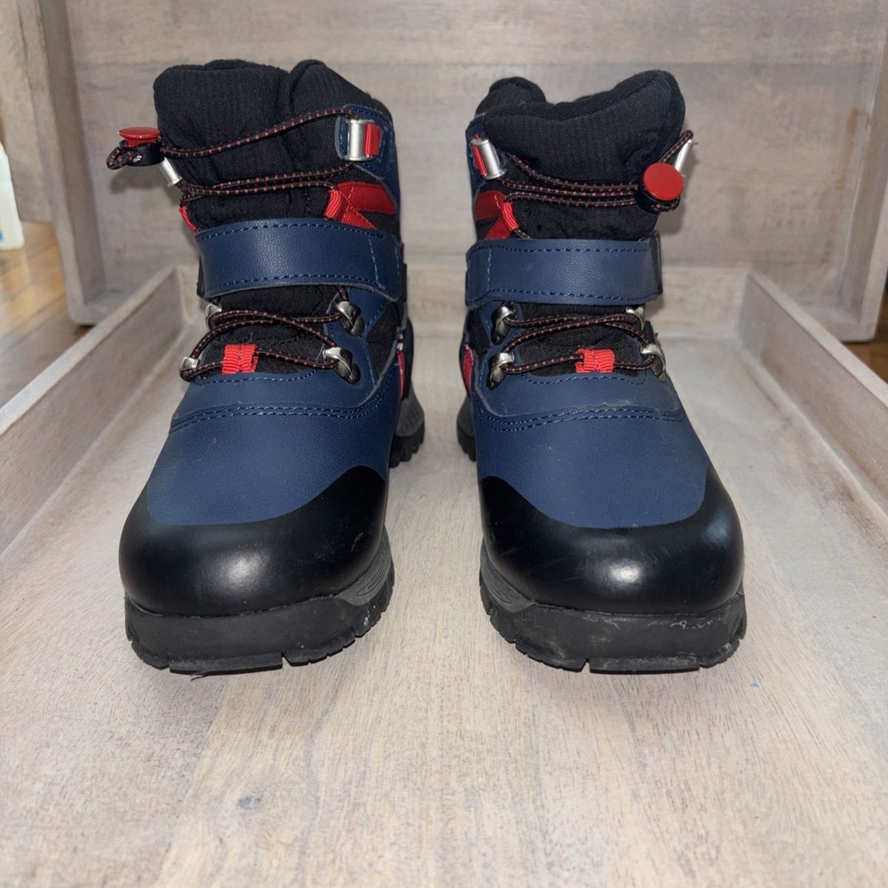 Swiss Tech Boys Size 11 Toddler Hiking Boots 3M Insulated Waterproof/Snow